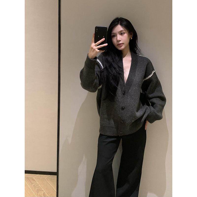 新品韩系慵懒风灰色v领浣熊绒毛衣外套女秋冬季加厚软糯复古针织