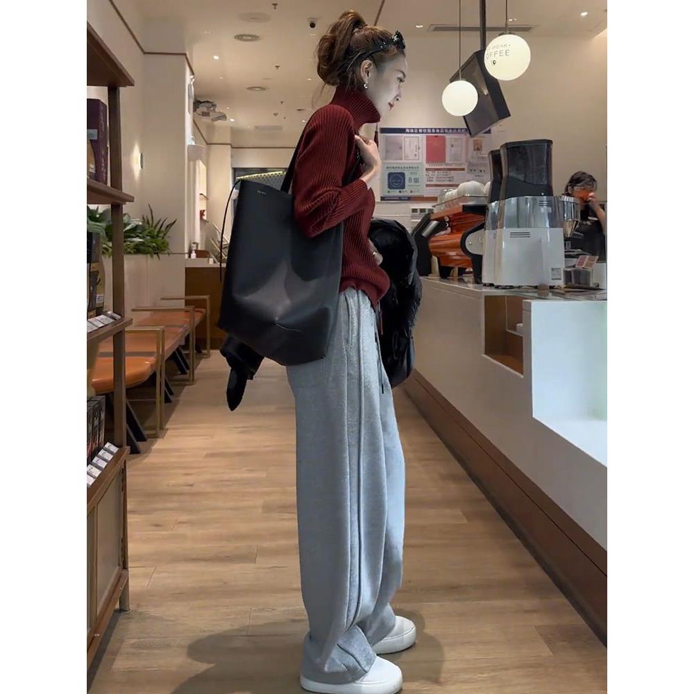 推荐今年流行冬装套装拉链时尚高领毛衣外套休闲阔腿遮肉卫裤女两
