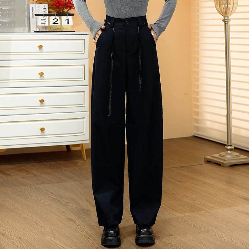 新品设计感休闲西装弯刀裤