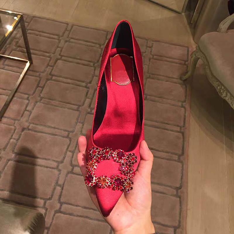 新品婚鞋女高跟鞋2026新款结婚红色细跟主婚纱两穿新娘秀禾服孕妇