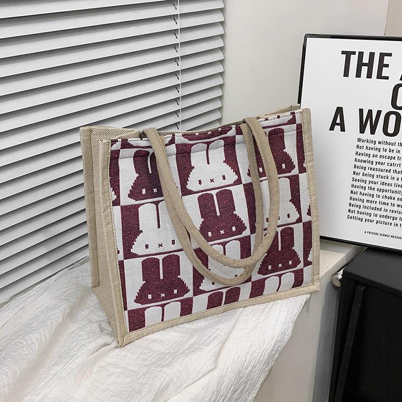 推荐2025春夏新款卡通兔子