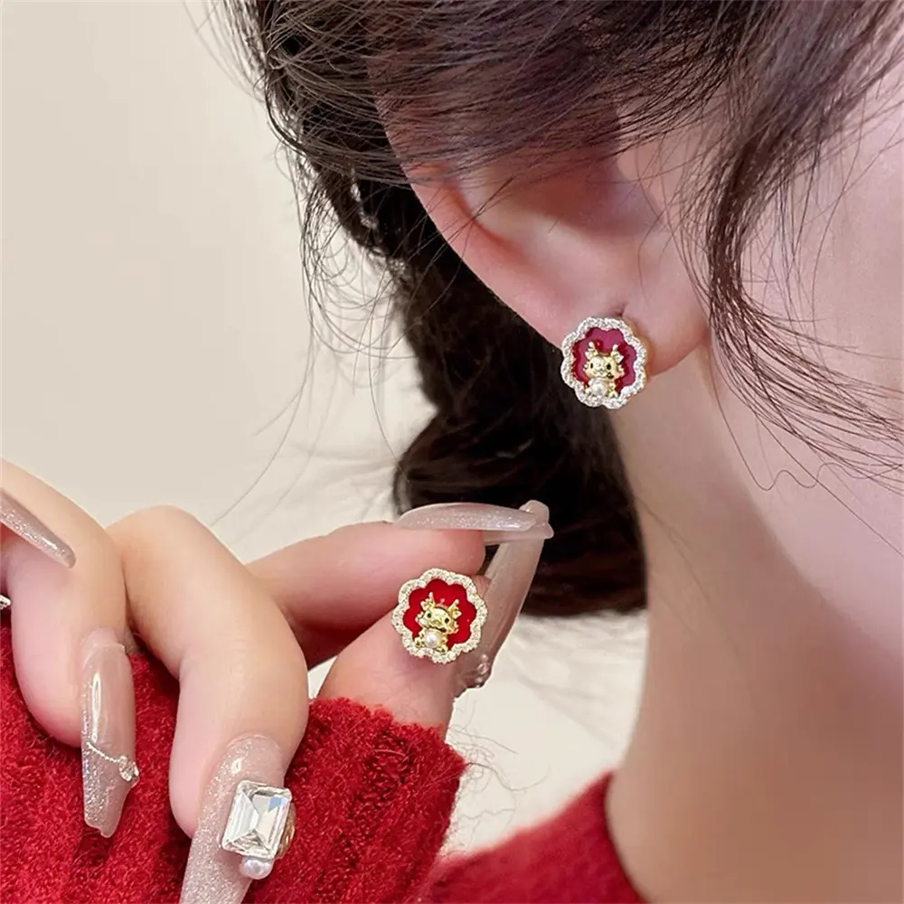 本命年新年龙年耳钉红色小众高级感生肖龙耳环氛围感轻奢过年耳饰