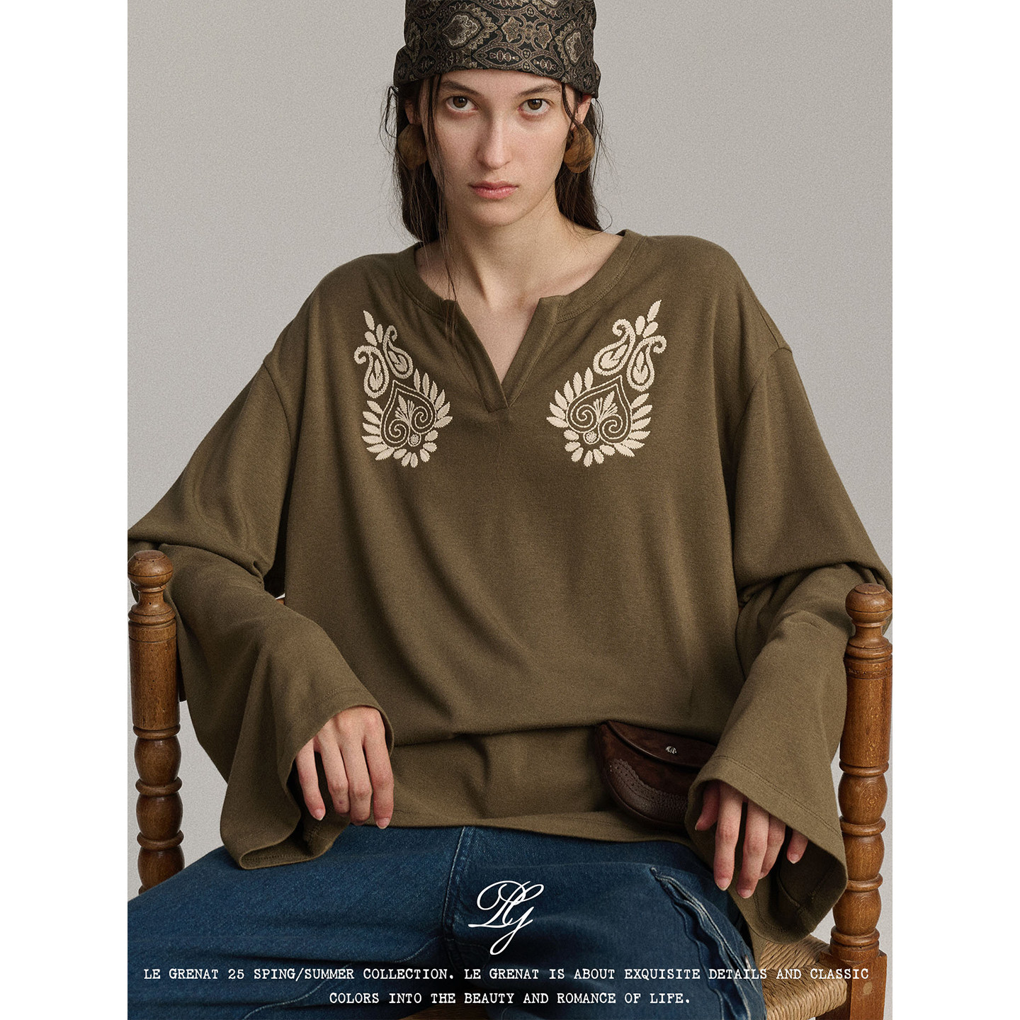 Le Grenat秋冬女波嬉腰果花刺绣绵V领棉羊毛混纺长袖针织打底T恤