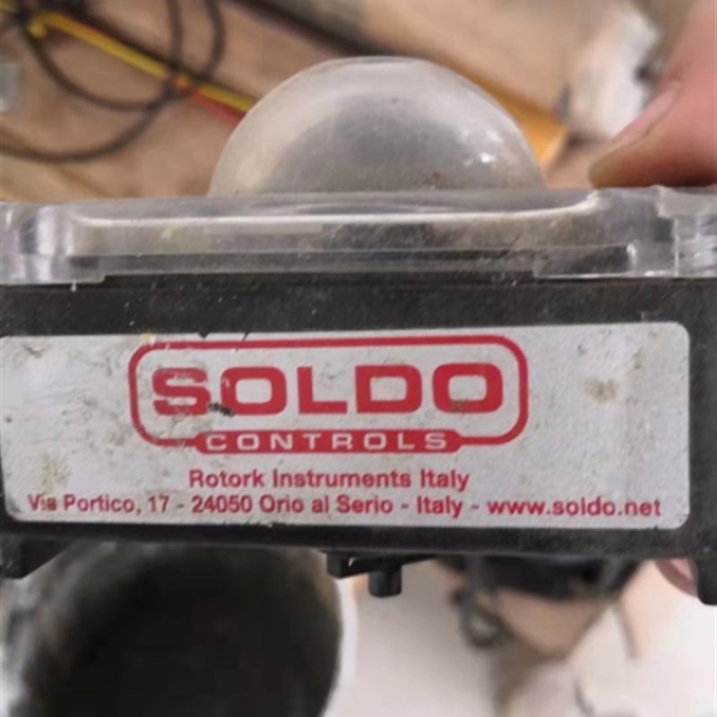 SOLDO限位开关SP01200-1HW02A1 SF01200-20W01A4 SF01200-2BW01A4