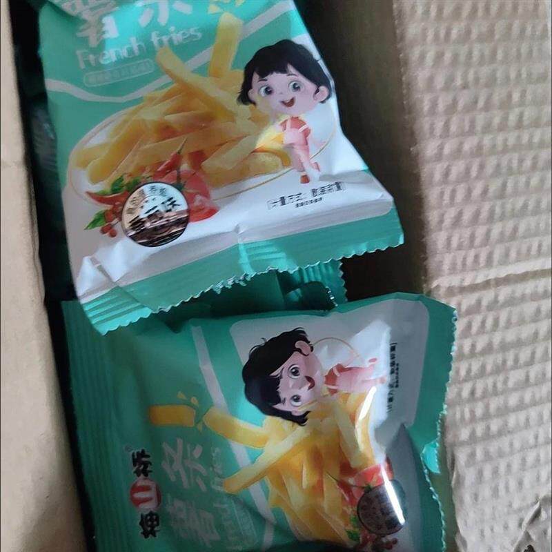 香脆薯条鲜切薯片沙拉薯条番茄味休闲零食小包装袋装薄脆混合