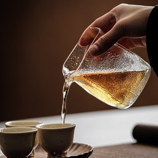 锤纹公道杯耐热大容量透明茶海单个小型公M杯分茶器侧把功夫茶具