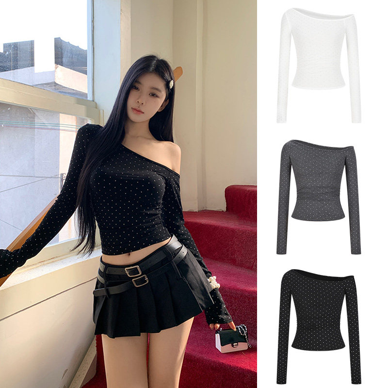 MosesQueen魔西女王黑色波点斜肩长袖t恤内搭打底衫短款露肩上衣