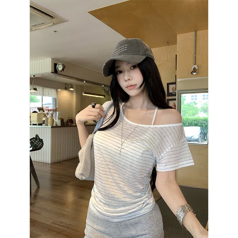 MosesQueen魔西女王条纹斜肩短袖t恤夏薄款微透抽褶收腰露肩上衣