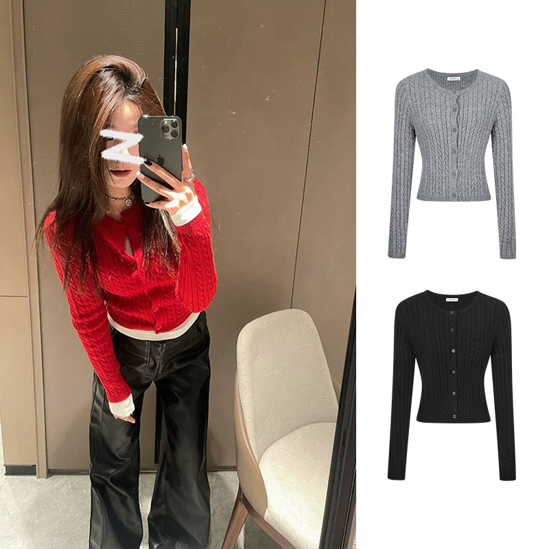 MosesQueen魔西女王红色麻花针织开衫女外搭修身显瘦毛衣外套上衣