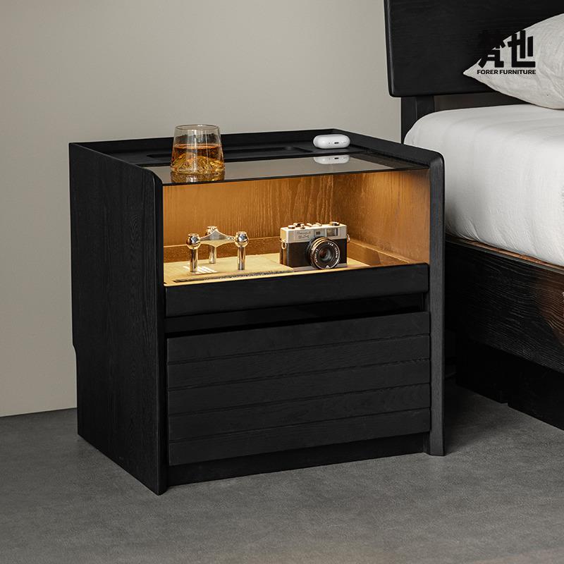 梵也家具智能床头柜无线充电家用卧室床边实木储物柜带灯黑色柜子