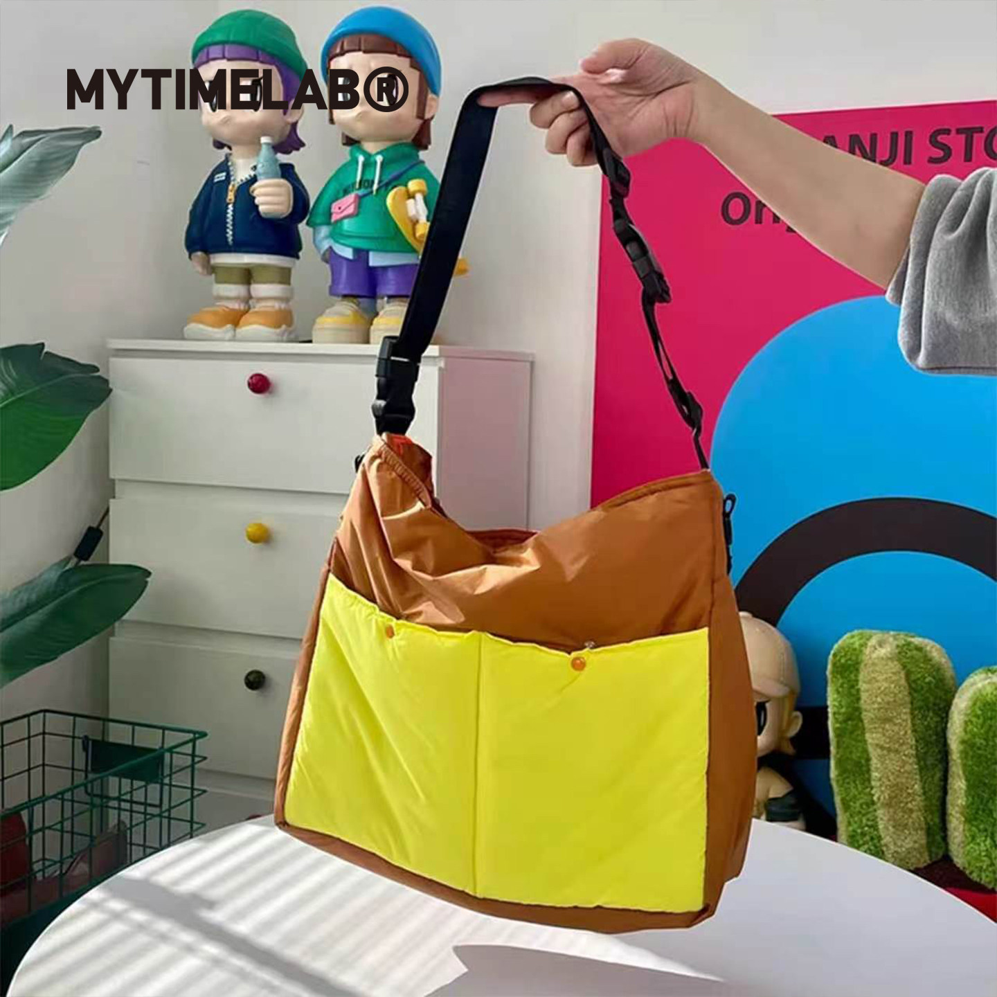 MYTIMELAB摩太潮玩大号拼色斜挎包旅行包时尚通勤户外多口袋秋冬