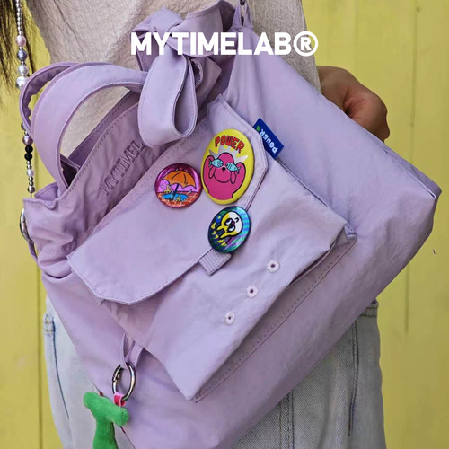 MYTIMELAB摩太潮玩PD悠闲假日徽章休闲包粉狗挂件别针套装配饰