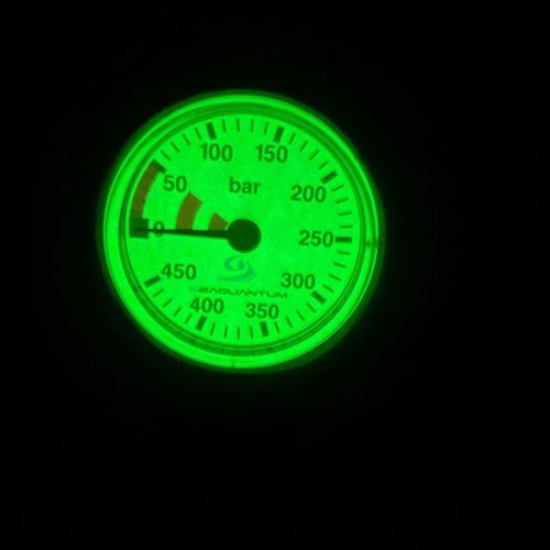 意大利 进口原装 夜光白色一联表黑色气压表 潜水残压 潜水压力表