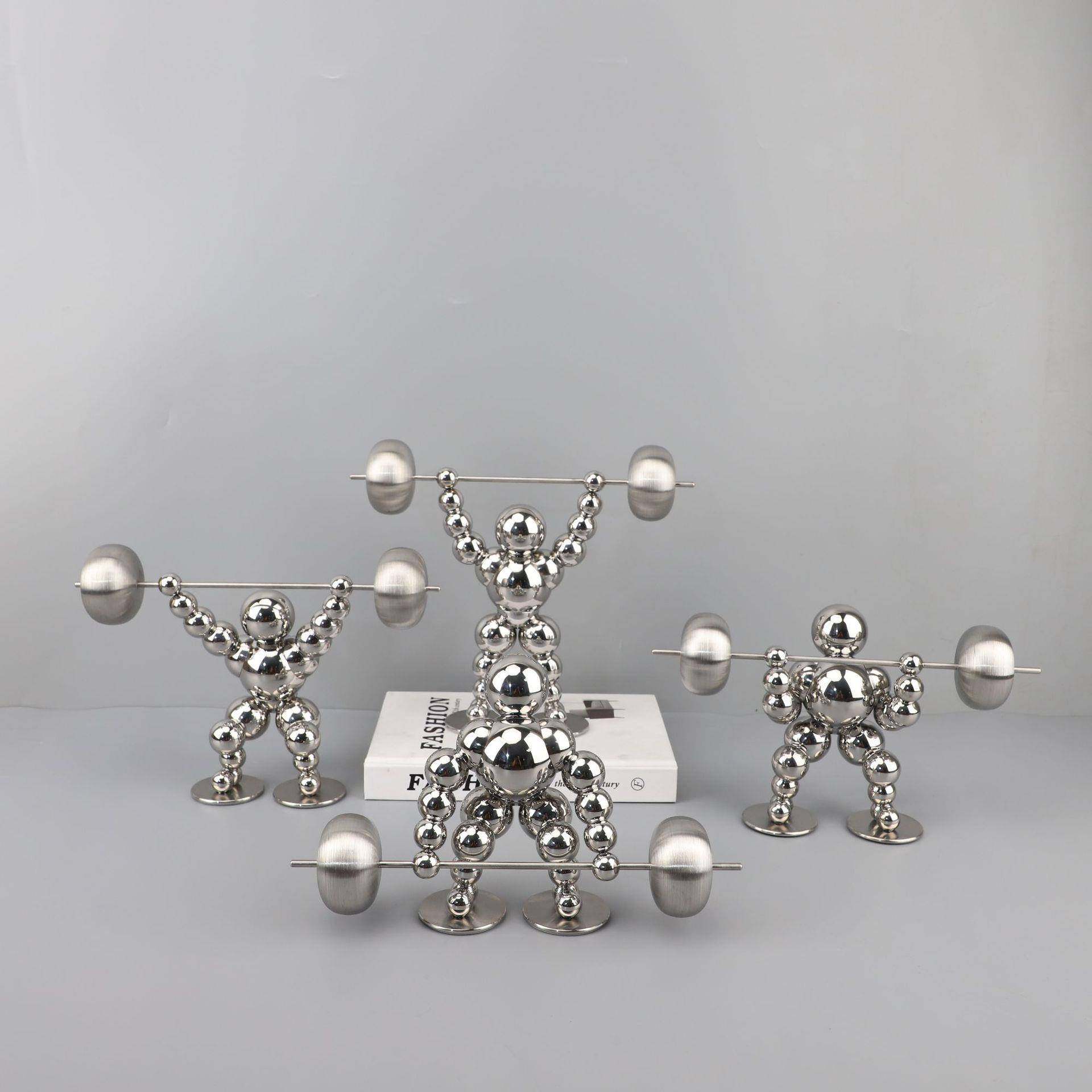 新中式烟灰色举重人金属艺术装饰品办公室样板间客厅家居桌面摆件