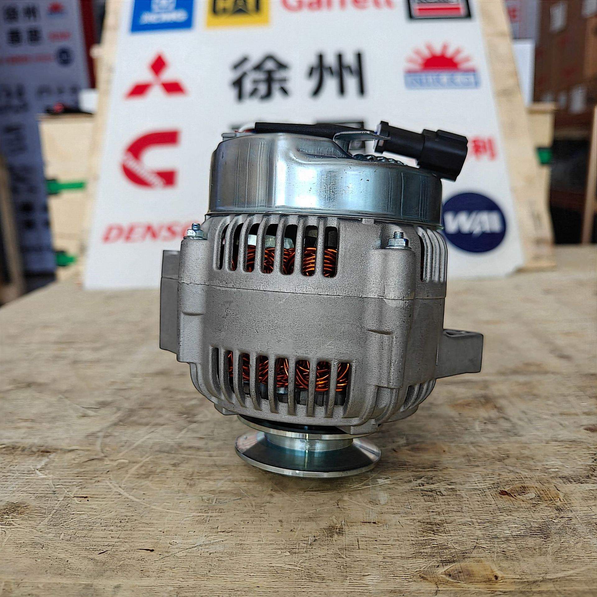 KM206发电机600-861-6410 发电机PC60-8 28V 60A