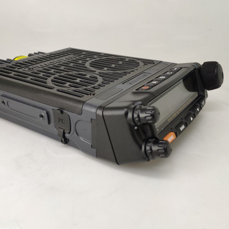 wouxun欧讯车载台对讲机KG-UV980P 带中转功能中文菜单航空频