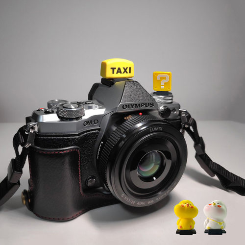 Taxi热靴保护盖mini卡通单反相机通用佳能5d4索尼微单富士xt30尼康a7m3热靴盖80d防尘90d可爱创意摄影配件6d2