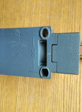 A BB行程限位开关 LS30P系列LS30P31B11 直径12.5mm塑料滚轮杆 现