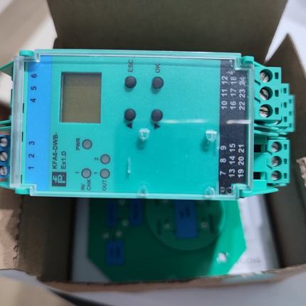 议价P+F PHA950-F200A-R2 浪涌保护器 光电传感器 读码器