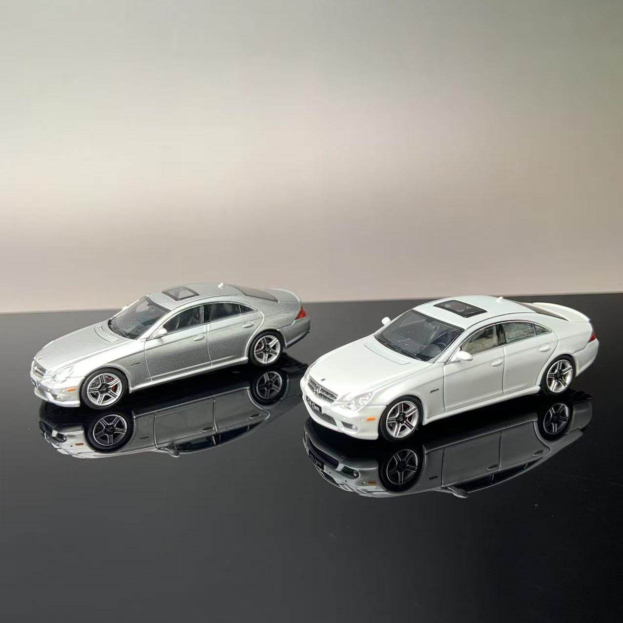【现货】Mercedes-Bens 奔驰FH 1:64 CLS63 AMG  合金汽车模型