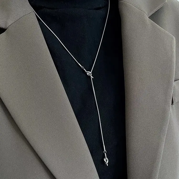 欧美气质简约高级感同心结项链女ins冷淡风可调节钛钢复古毛衣链