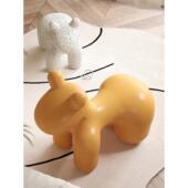 环保卡通可爱客厅小狗凳落地摆件商场绒面料乔迁新居礼物塑料椅