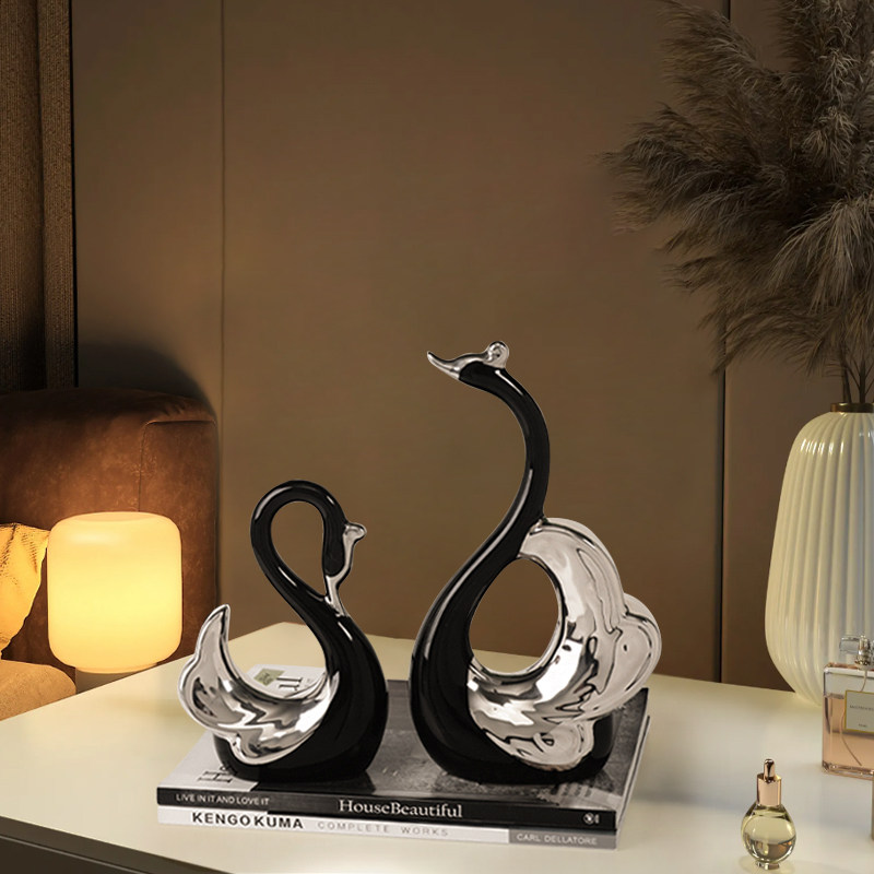 现代轻奢情侣黑白天鹅一对摆件