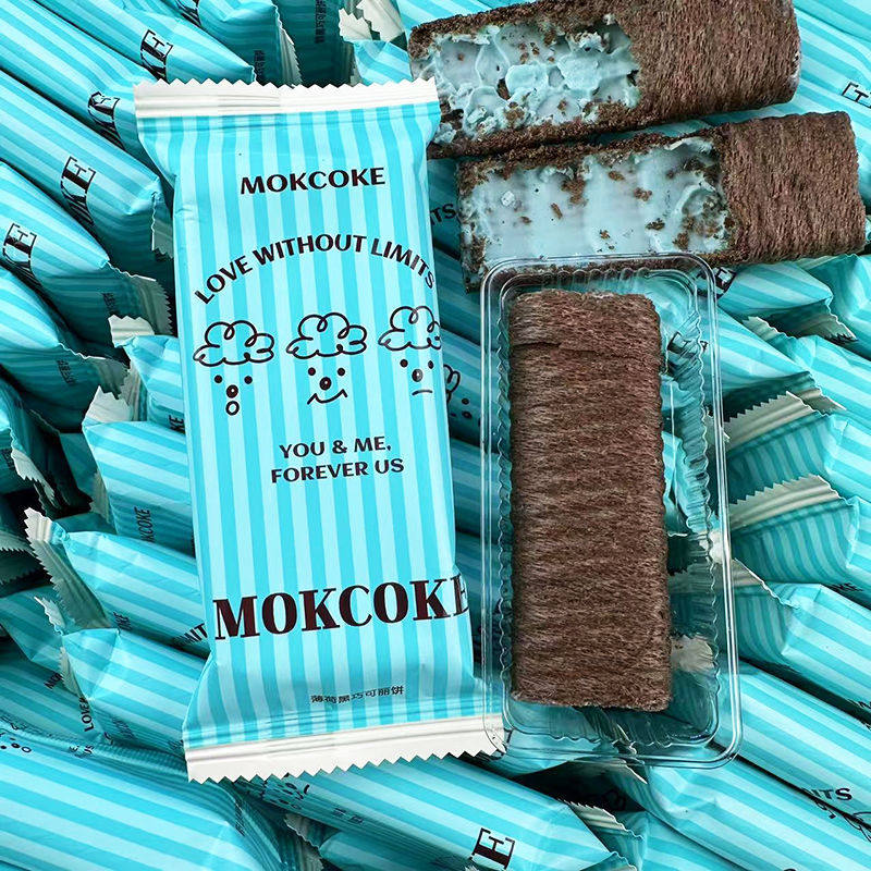 MOKCOKE薄荷巧克力蛋卷夹心饼干可丽饼休闲小零食网红高颜值喜糖