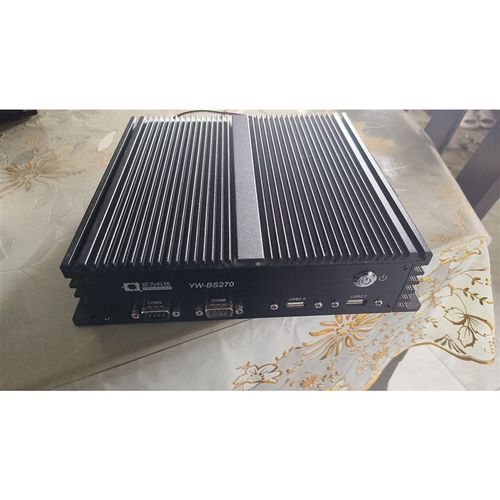 研为科技无风扇12V工控机,YW-BS270.成色如图黑色外