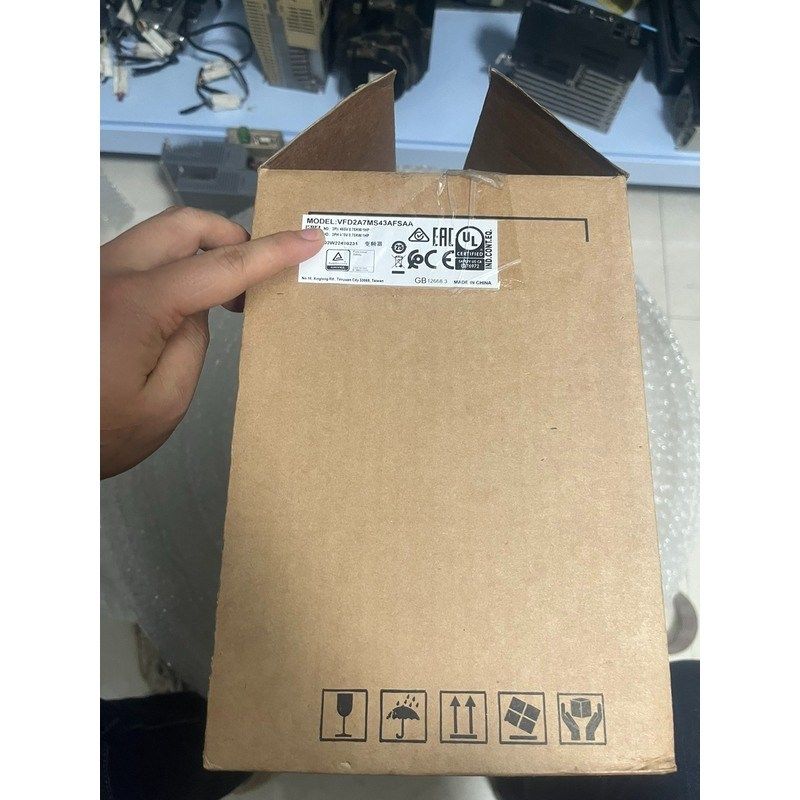 VFD2A7MS43AFSAA全新台达MS300 0.75K