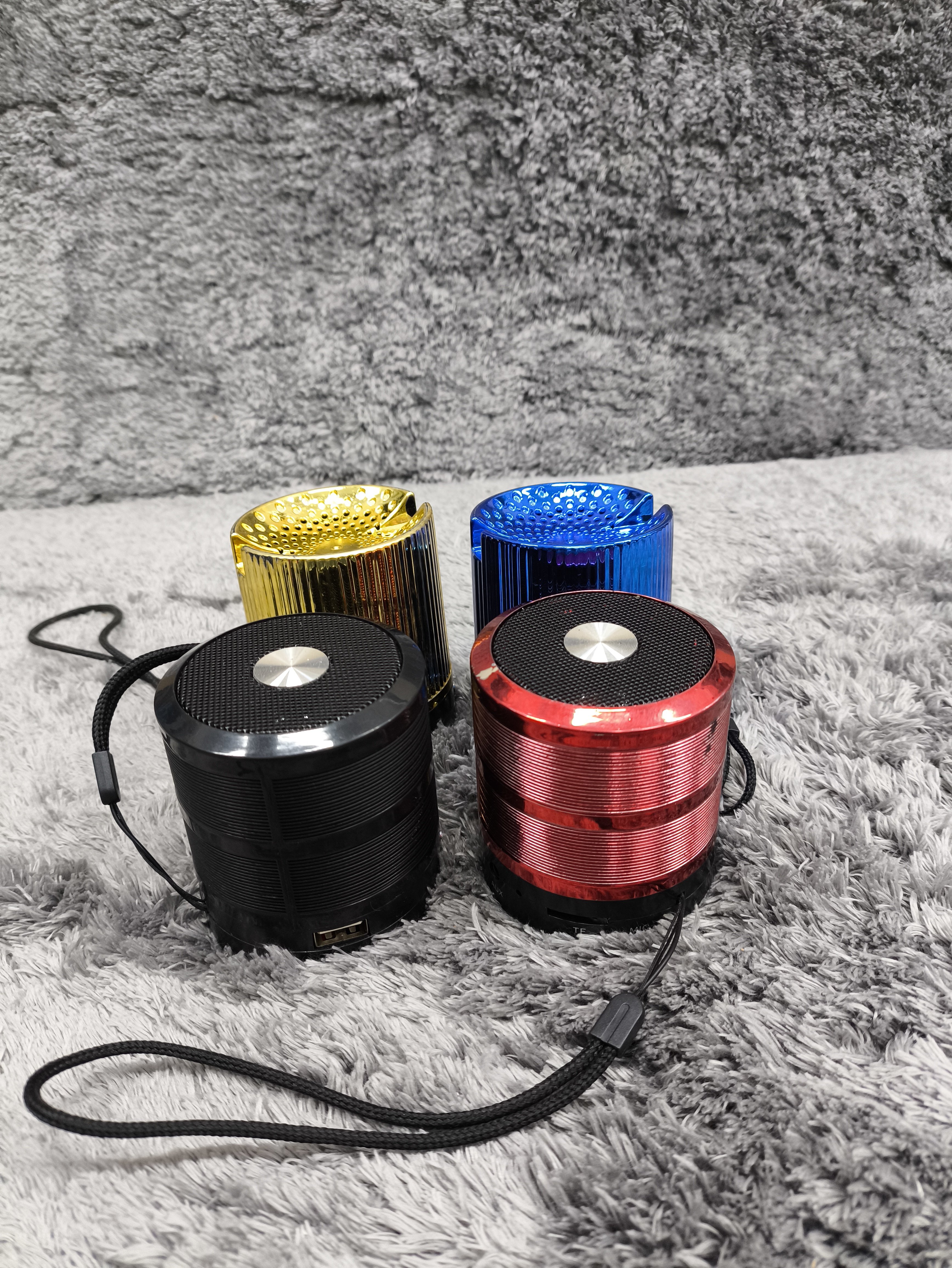 蓝牙音箱 款式随机发 不包好坏 diy研究