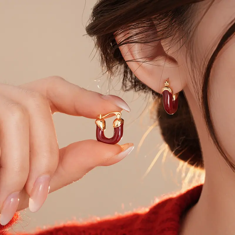 拉红滴油u形耳扣复古小众百搭耳环秋冬时尚轻奢精致耳饰