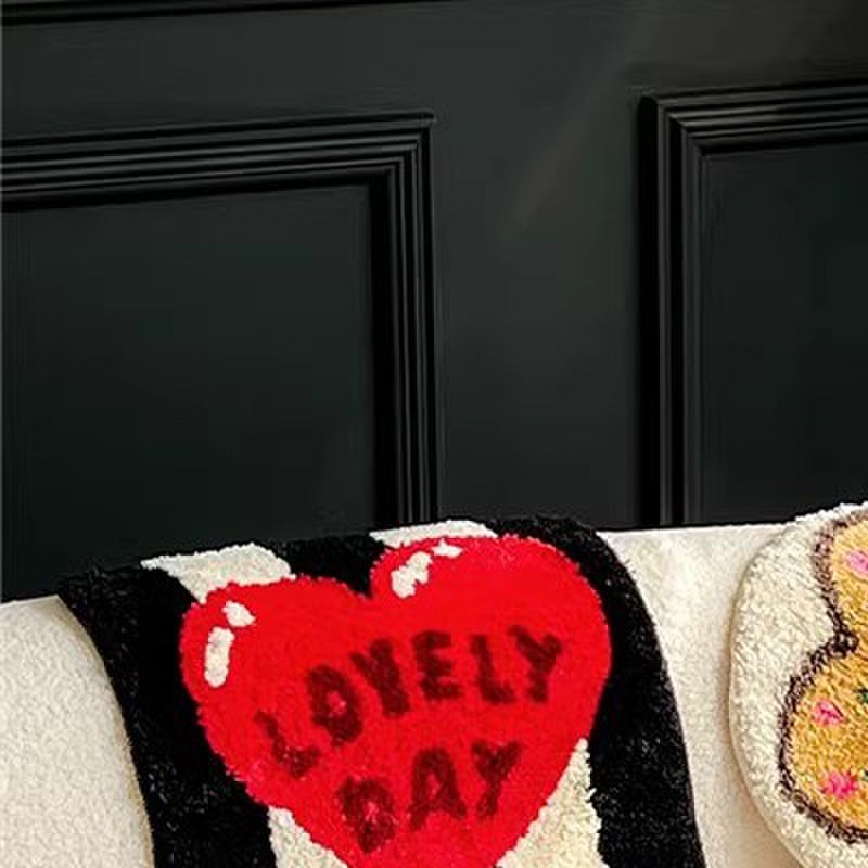 坐垫原创簇绒圆形座椅冬季汽车椅子垫家用可爱植绒加厚防滑餐椅垫