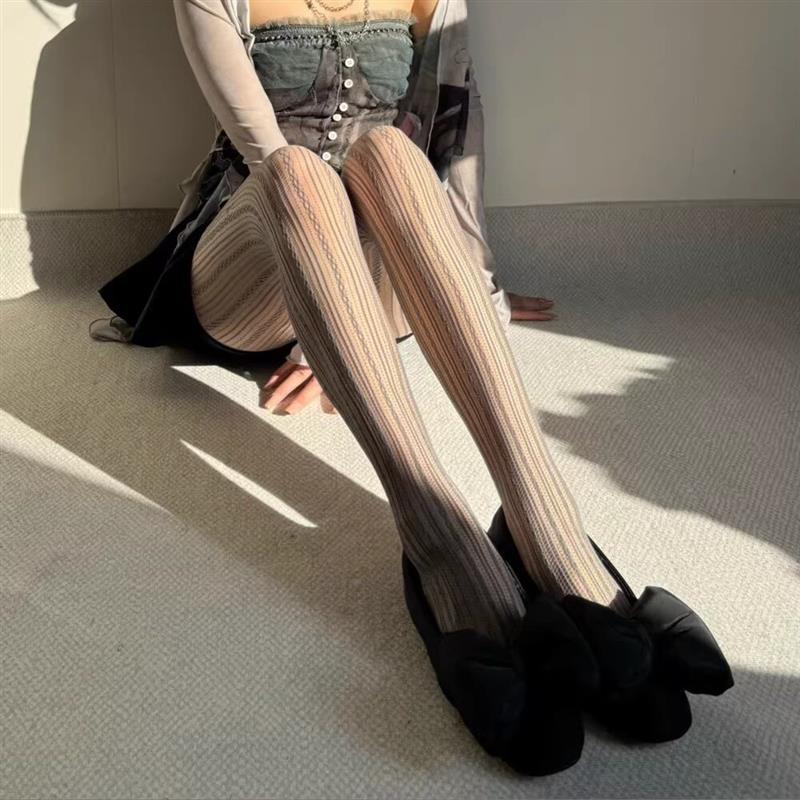新品竖条纹网袜防勾丝高弹力春夏新品镂空麻花日系百搭纯欲甜美连