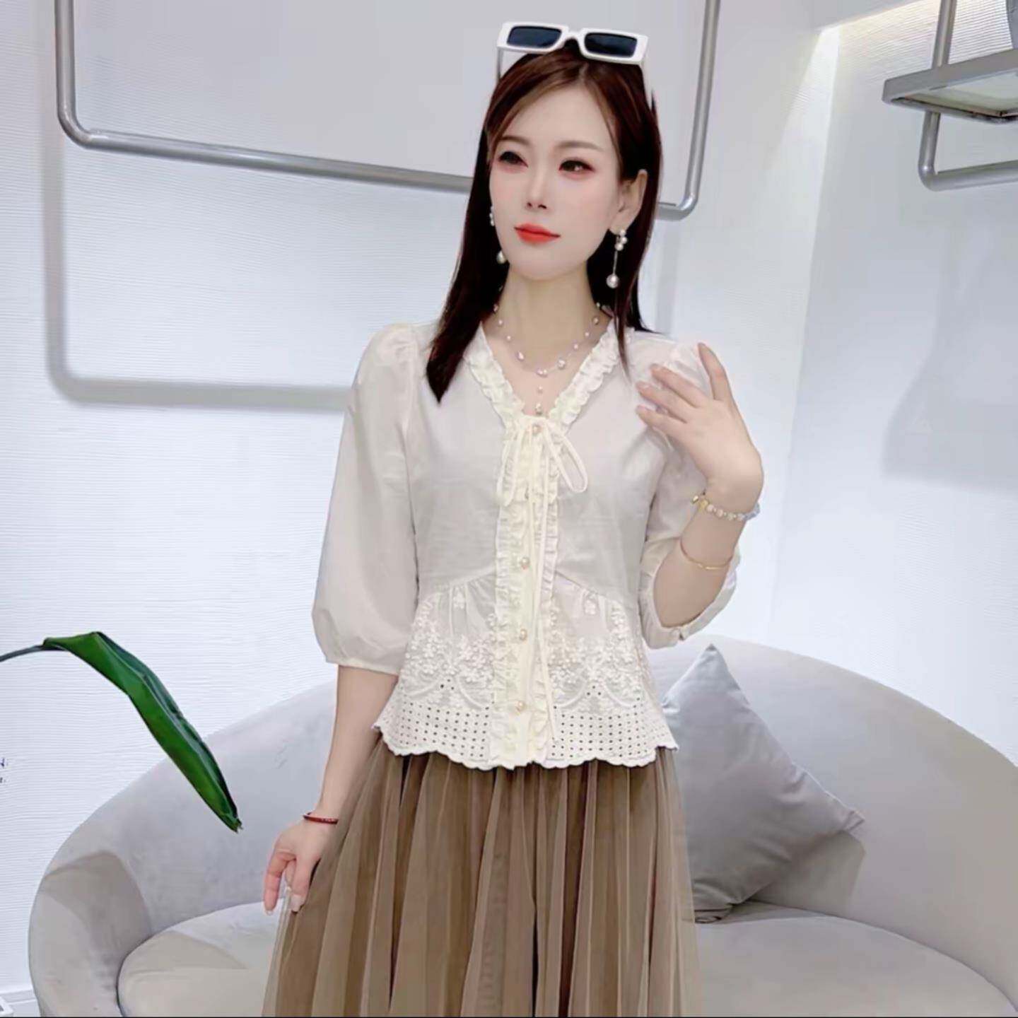 好货时尚中袖衬衫女秋季新款洋气V领木耳边系带衬衣百搭宽松减龄