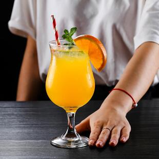 鸡尾酒杯 椰林飘香杯 果汁杯沙冰杯苏打水杯冷饮杯高脚杯冰咖啡杯