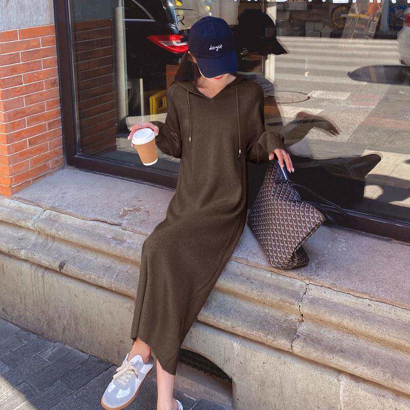 好货连帽针织连衣裙女春秋季2026欧货复古遮肉过膝内搭长款毛衣卫