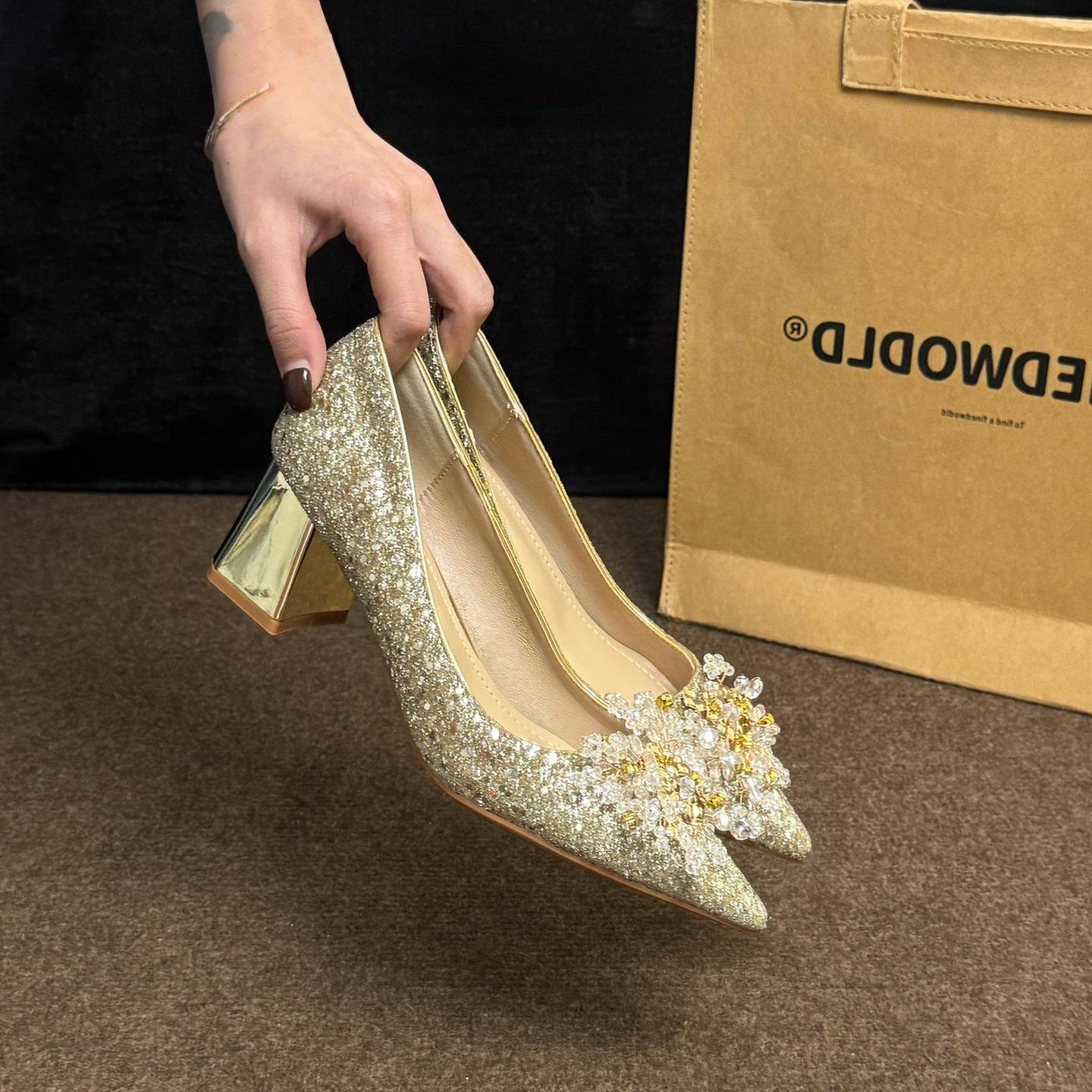 好货金色水钻蝴蝶结婚鞋新娘鞋秀禾婚纱两穿亮片高跟鞋女绝美水晶
