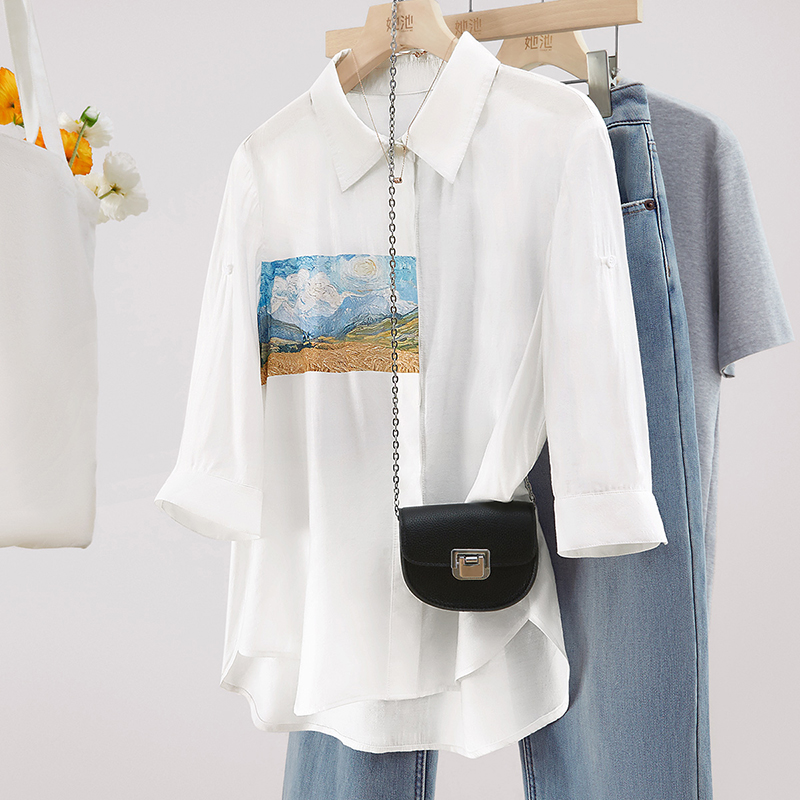 她池时尚印花翻领中长款休闲衬衫