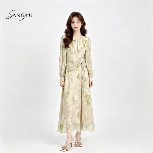 【浪漫引力】提花碎花中式连衣裙2026新款收腰显瘦长裙子26SS007D