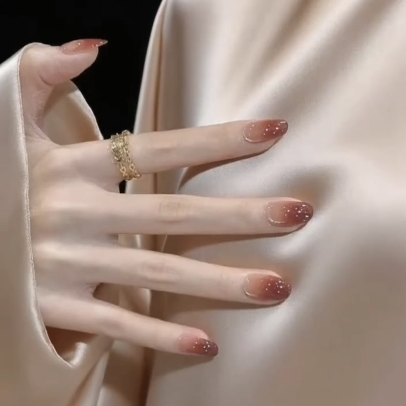 【彩她】桃色晕染美甲猫眼显白手工穿戴甲贴片成品百搭气质秋冬,彩妆/香水/美妆工具,穿戴甲/甲片,淘宝优惠券,粉丝福利购,淘宝优惠卷