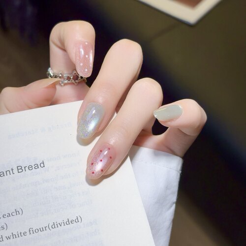 COLORHER粉色闪钻短款穿戴甲