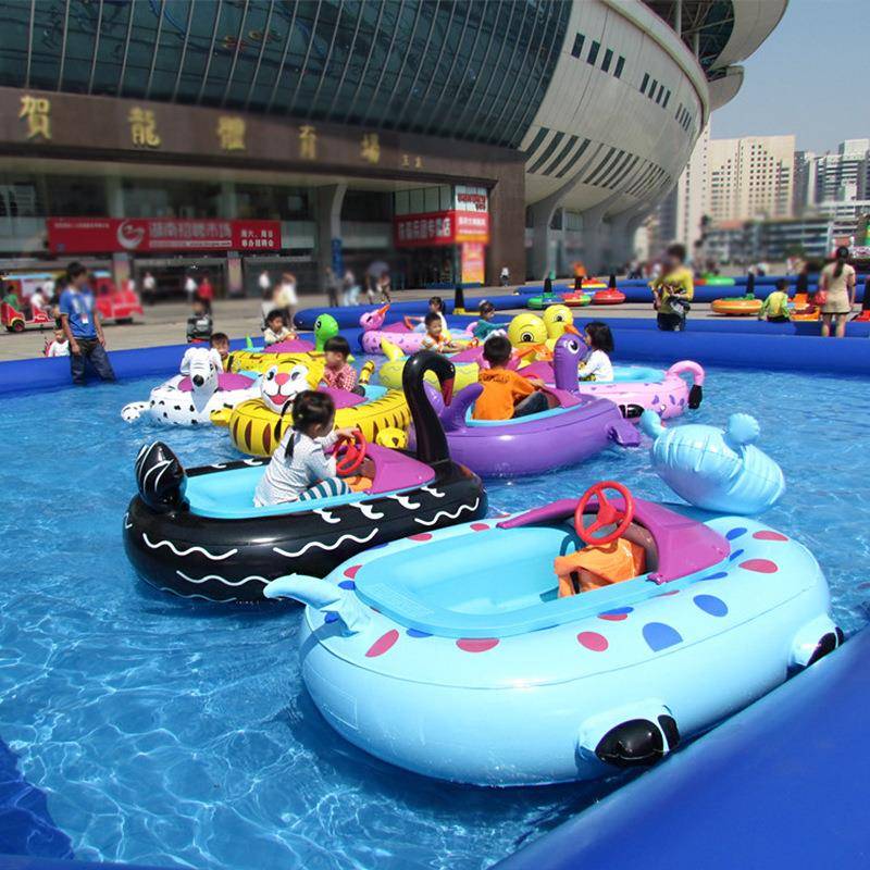 水上乐园亲子卡通充气电动船碰碰船彩灯手摇船充气水池儿童充气船