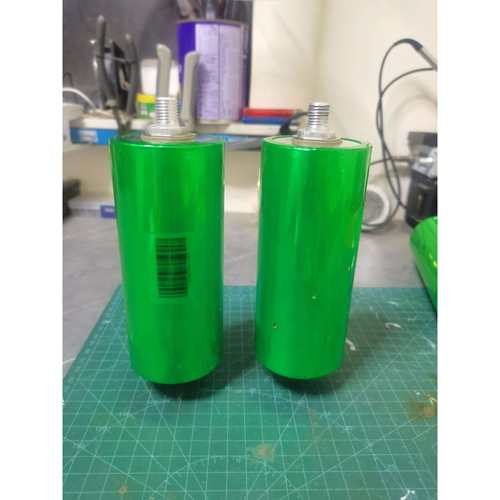 法拉电容3v3000f，螺栓版，低内阻，雪碧同款