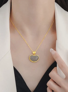 2025年新款古法玉石祥云锁古风吊坠轻奢小众设计感玉见美好项链女