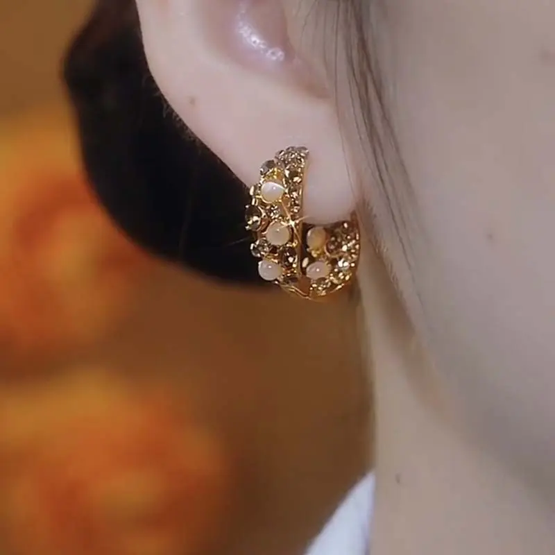 秋冬复古镶钻圆形石耳环轻奢高级感耳扣小众精致百搭时尚耳饰