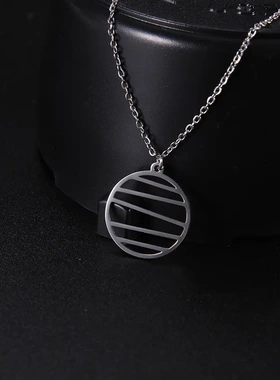 饰品个性潮流简约风镂空横条圆吊坠情侣项链