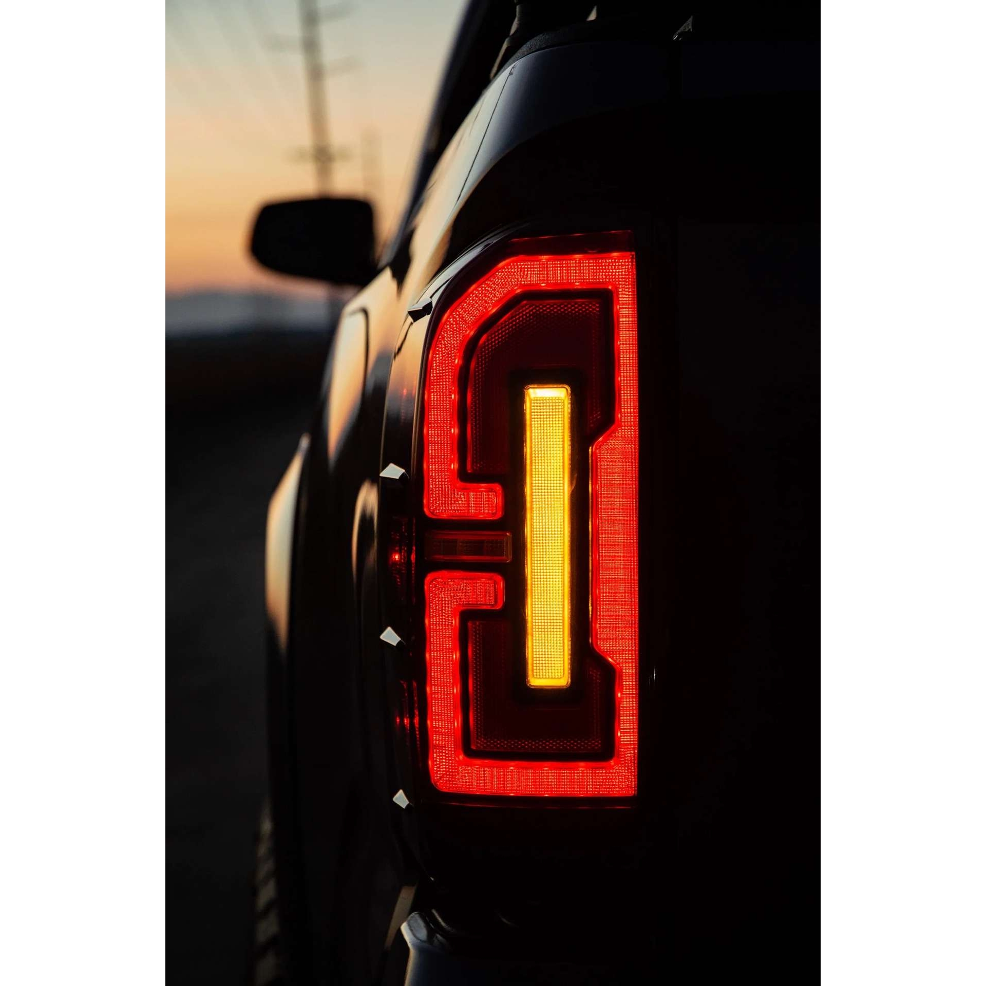 适用于丰田05-15 16-22年塔库玛尾灯总成TACOMA改装LED跑马行车