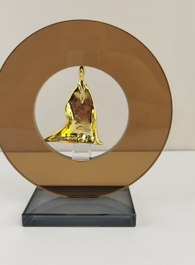 创意抽象几何水晶攀爬人物雕塑桌面摆件客厅玄关酒店软装家居饰品