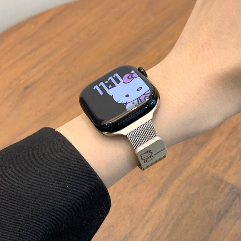KLKL新款适用苹果s11/42mm可爱KT猫米兰尼斯手表表带夏天透气iwatch10金属钢带磁吸applewatch98舒适运动SE女